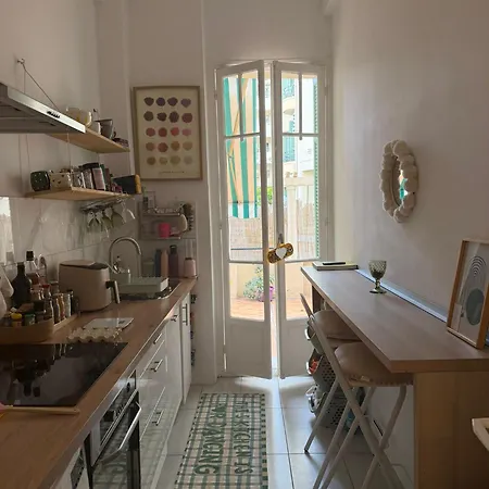 Dolce Bilocale Con Terrazzo Апартаменты *